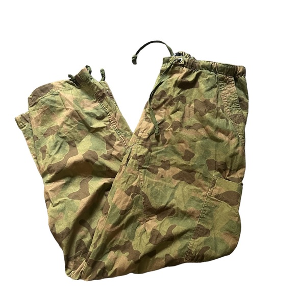 Jaded London Duck Camo Parachute Pants - Picture 4 of 8